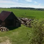 农家乐 Nad Jeziorem Silickim Ilinscy *