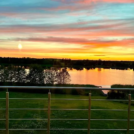 Lantgård Nad Jeziorem Silickim Ilinscy *