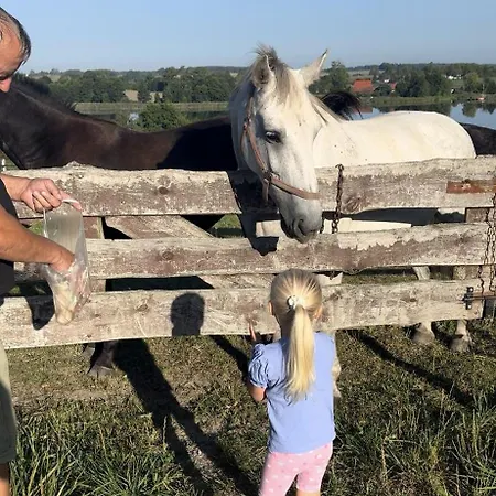 Bauernhof Nad Jeziorem Silickim Ilinscy