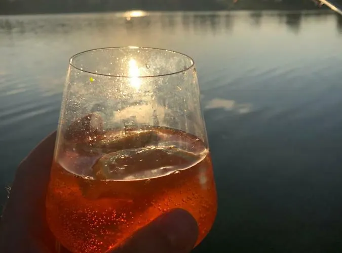 农家乐 Nad Jeziorem Silickim Ilinscy